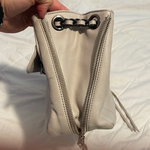 COPY - Rebecca MINKOFF light grey purse w fringe and hardware - Picture 5 of 8